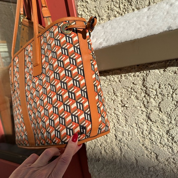 MCM Cognac Visetos Tote Bag with Reversible Geometric interior. Gently used! - Picture 14 of 16